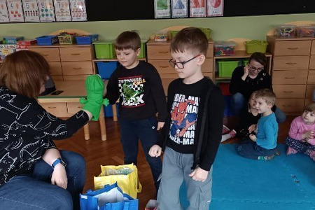 Przedszkolaki wiedzą, że odpady trzeba segregować