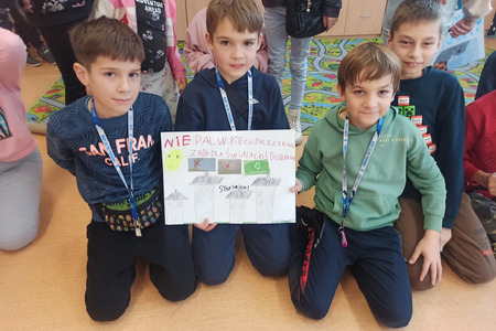 Smog jest niebezpieczny - ostrzegają uczniowie Klasy Patronackiej