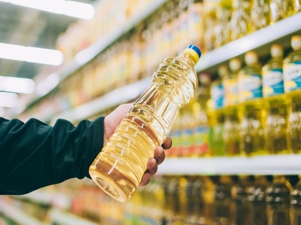 Gdzie wylać olej z patelni - czy można do zlewu?